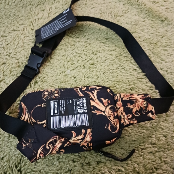Versace unisex belt bag - Picture 3 of 6